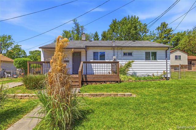 31505 Allegan Court, Westland, MI 48186