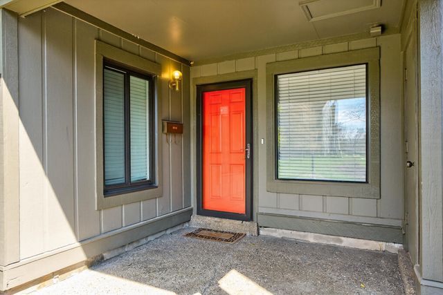 500 Laketower Drive 51, Lexington, KY 40502