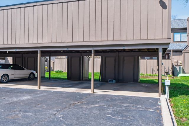 500 Laketower Drive 51, Lexington, KY 40502