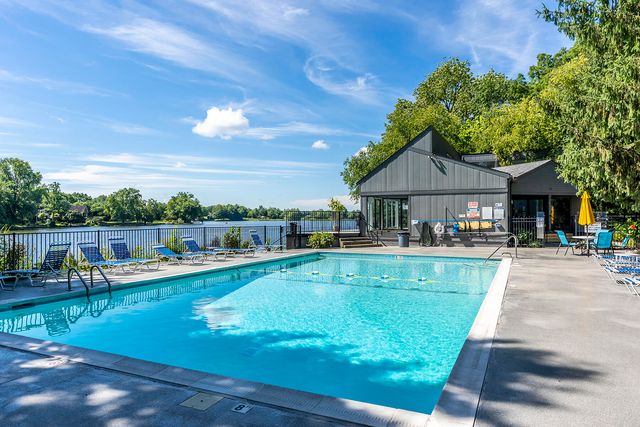 500 Laketower Drive 51, Lexington, KY 40502