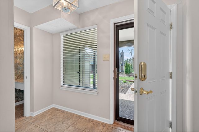 500 Laketower Drive 51, Lexington, KY 40502