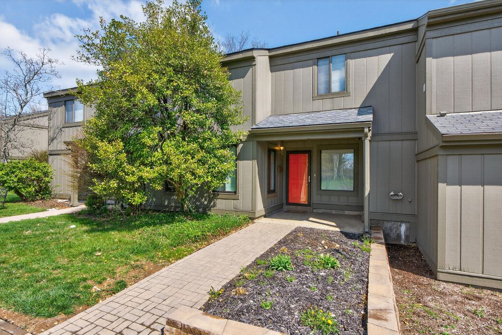 500 Laketower Drive 51, Lexington, KY 40502