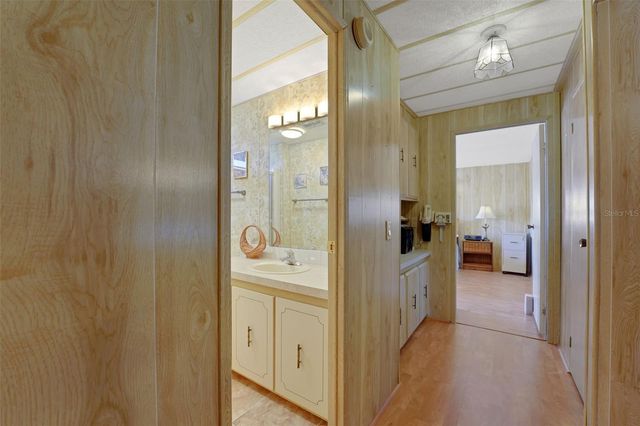 5864 RED FOX DRIVE, Winter Haven, FL 33884