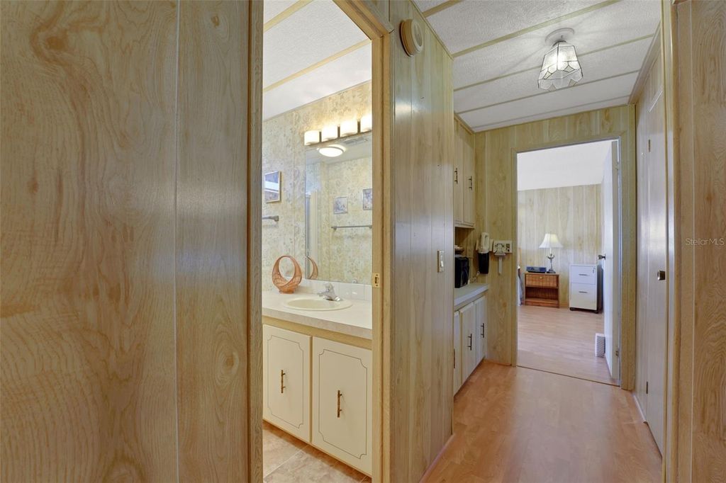 Image 6 of property listing at 5864 RED FOX DRIVE, Winter Haven, FL 33884