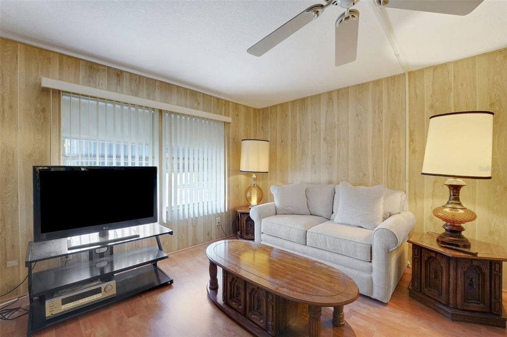 Image 7 of property listing at 5864 RED FOX DRIVE, Winter Haven, FL 33884