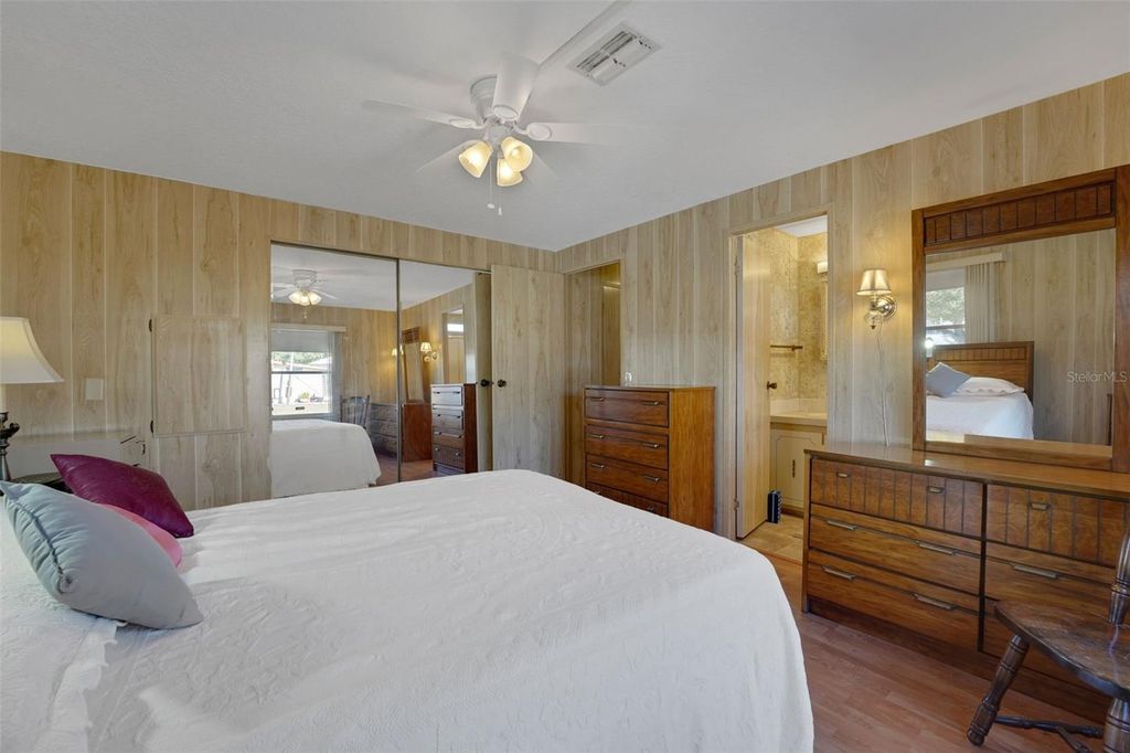 Image 10 of property listing at 5864 RED FOX DRIVE, Winter Haven, FL 33884