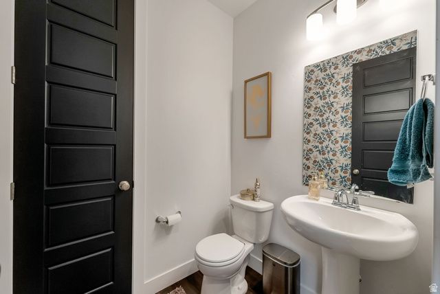 1633 W ALPENGLOW CIR, Farmington, UT 84025