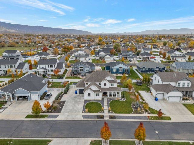 1633 W ALPENGLOW CIR, Farmington, UT 84025