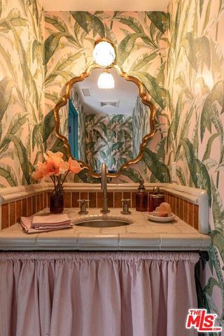 202 Canada Street, Ojai, CA 93023