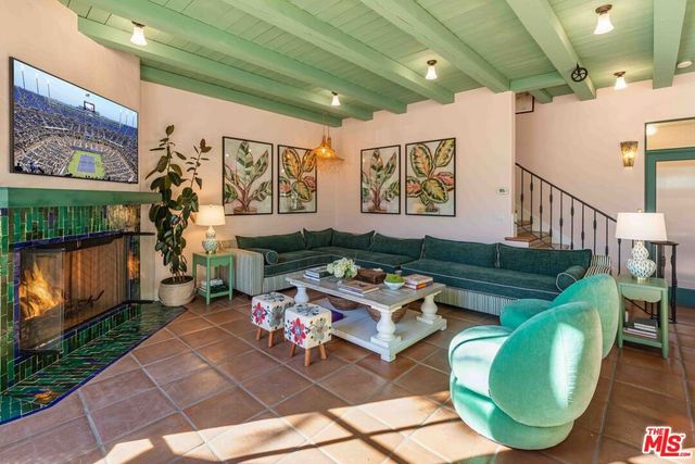 202 Canada Street, Ojai, CA 93023