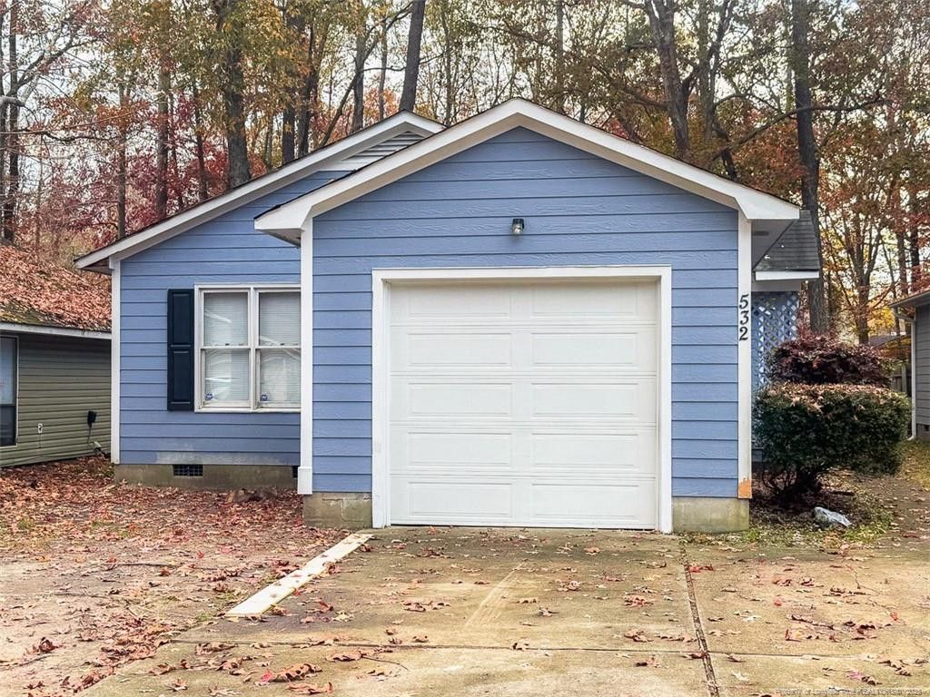 532 Crooked Creek Road, Fayetteville, NC 28301