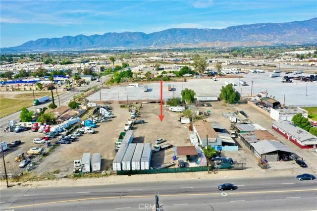 1966 W Rialto, San Bernardino, CA 92410