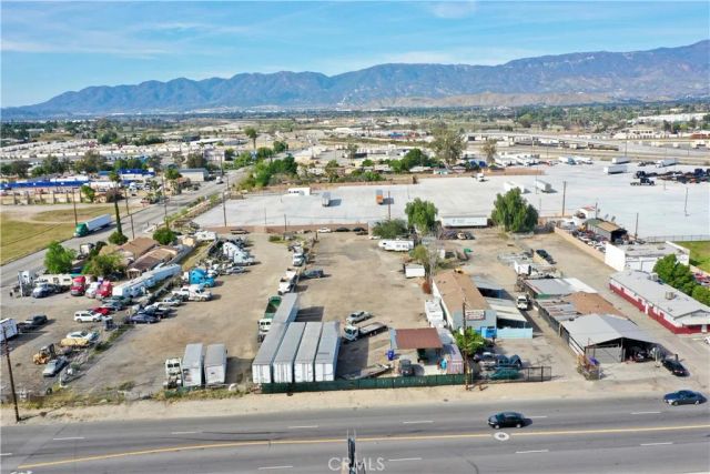 1966 W Rialto, San Bernardino, CA 92410