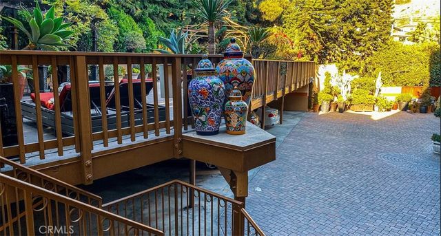 100 Cliff Drive 6, Laguna Beach, CA 92651