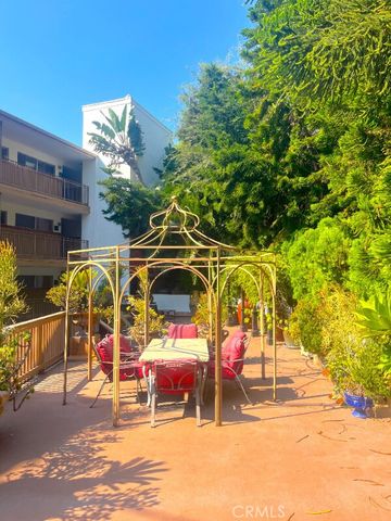 100 Cliff Drive 6, Laguna Beach, CA 92651