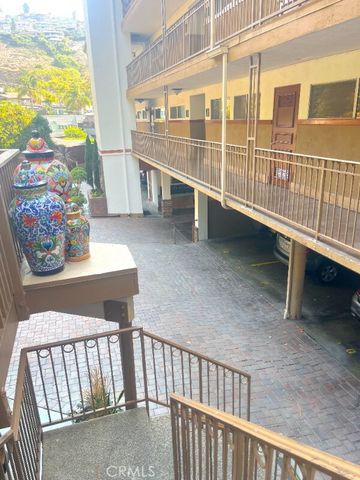 100 Cliff Drive 6, Laguna Beach, CA 92651