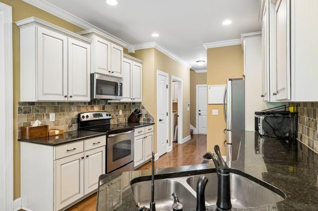 818 Tall Oak Trl, Mount Juliet, TN 37122