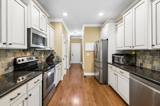 818 Tall Oak Trl, Mount Juliet, TN 37122
