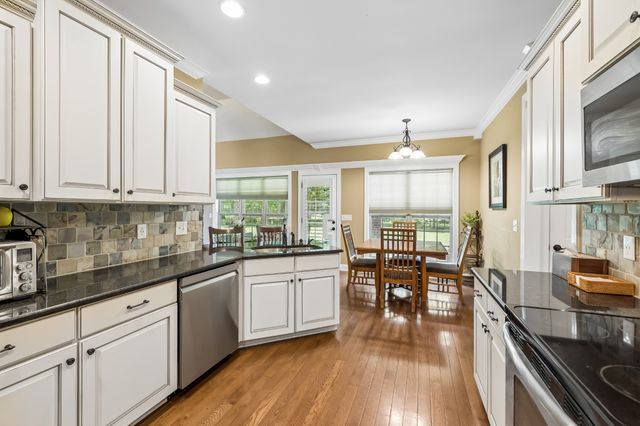 818 Tall Oak Trl, Mount Juliet, TN 37122