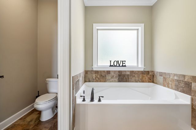 818 Tall Oak Trl, Mount Juliet, TN 37122