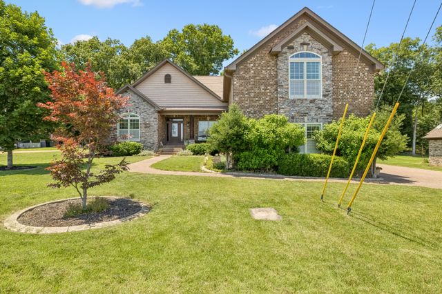 818 Tall Oak Trl, Mount Juliet, TN 37122