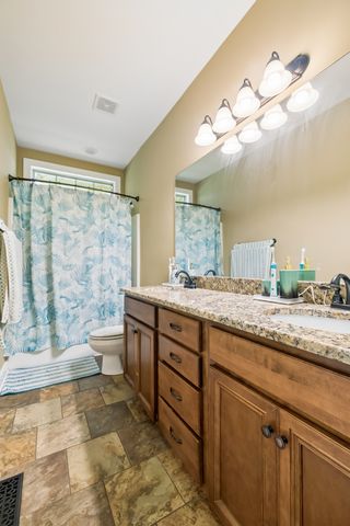 818 Tall Oak Trl, Mount Juliet, TN 37122