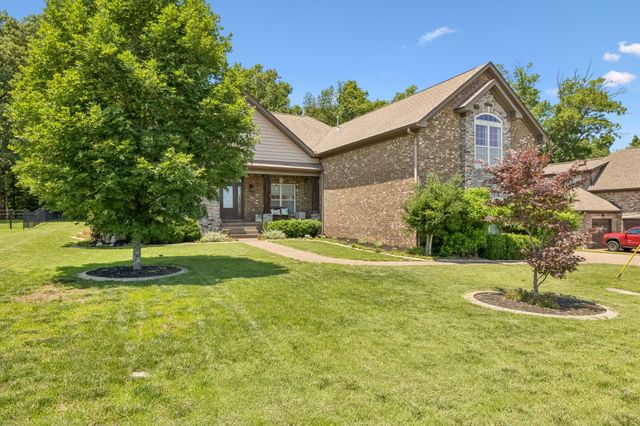 818 Tall Oak Trl, Mount Juliet, TN 37122