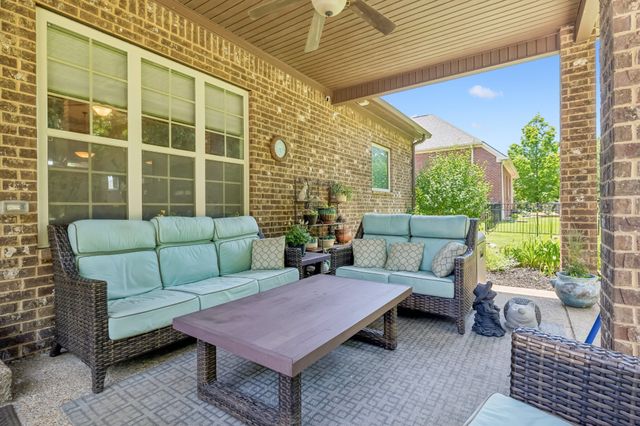 818 Tall Oak Trl, Mount Juliet, TN 37122