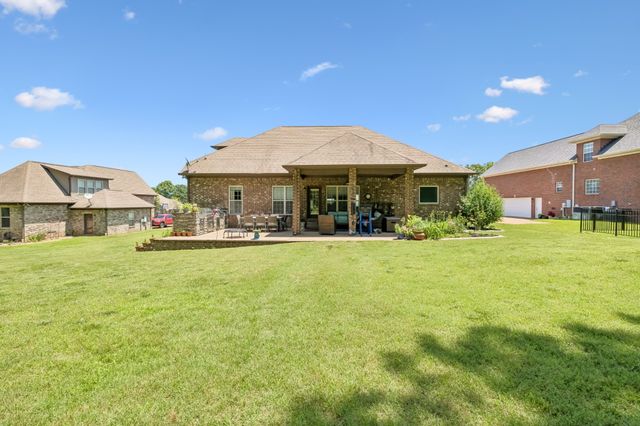 818 Tall Oak Trl, Mount Juliet, TN 37122
