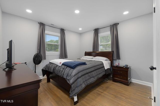 1214 Ledford Street, Elizabethton, TN 37643
