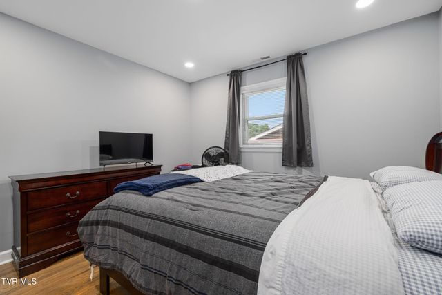 1214 Ledford Street, Elizabethton, TN 37643