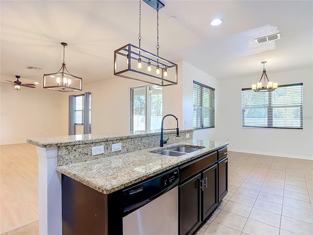 1113 CANYON OAKS DRIVE, Brandon, FL 33510