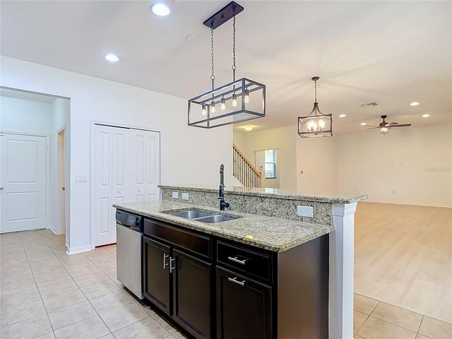 1113 CANYON OAKS DRIVE, Brandon, FL 33510