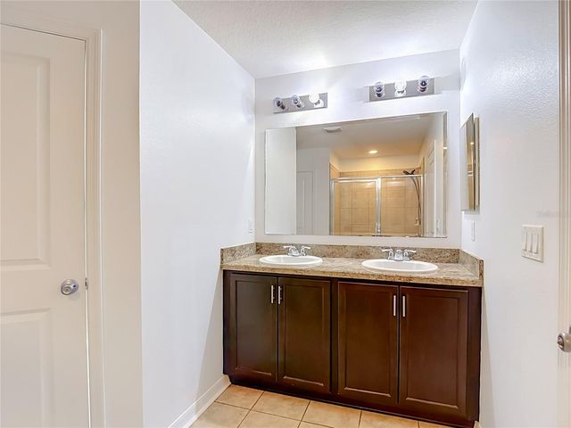 1113 CANYON OAKS DRIVE, Brandon, FL 33510