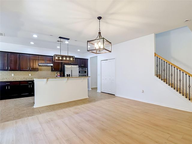 1113 CANYON OAKS DRIVE, Brandon, FL 33510