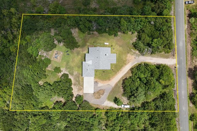 6115 San Leon Drive, Dickinson, TX 77539