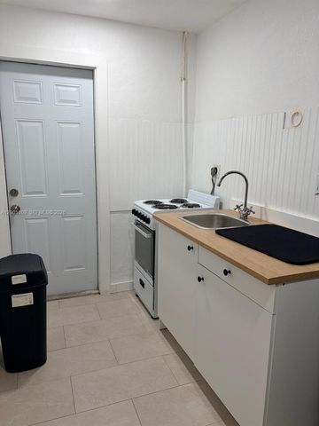 5225 SW 116th Ave 1, Cooper City, FL 33330