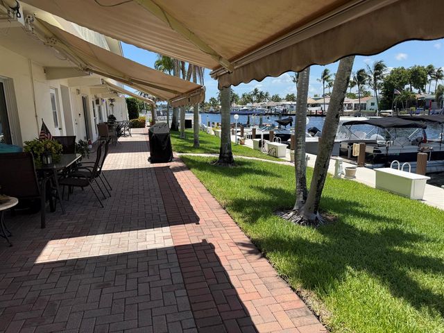 1780 SE 4th Street, Pompano Beach, FL 33060