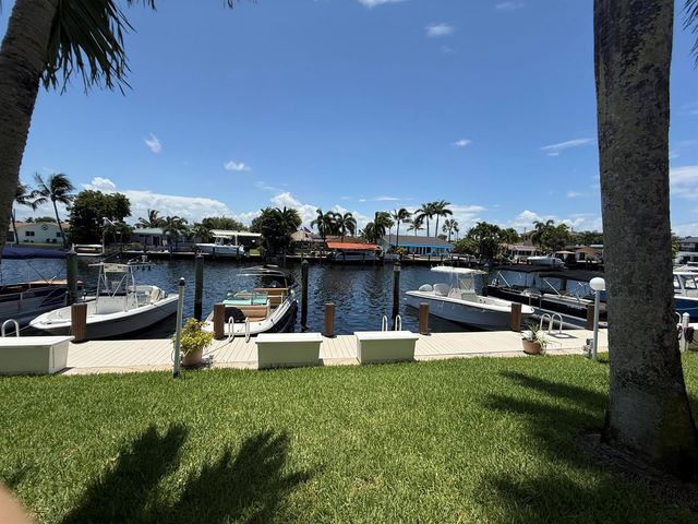 1780 SE 4th Street, Pompano Beach, FL 33060