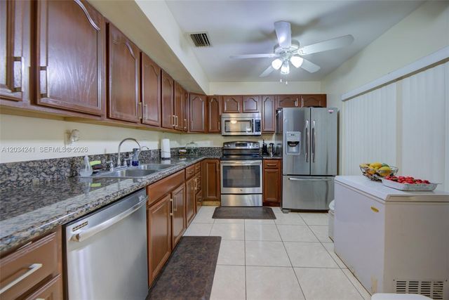 7661 NW 38th Court, Sunrise, FL 33351