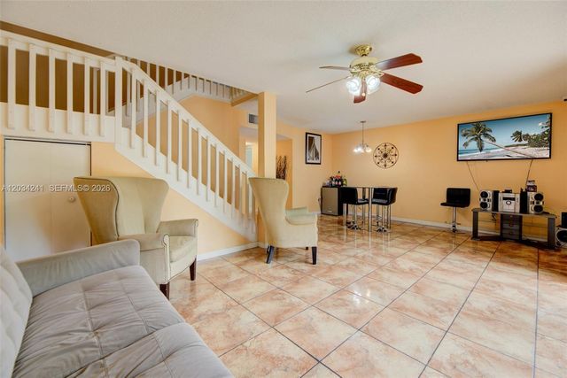 7661 NW 38th Court, Sunrise, FL 33351