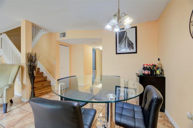 7661 NW 38th Court, Sunrise, FL 33351