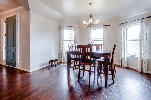 1406 N 14th Street, Wolfforth, TX 79382