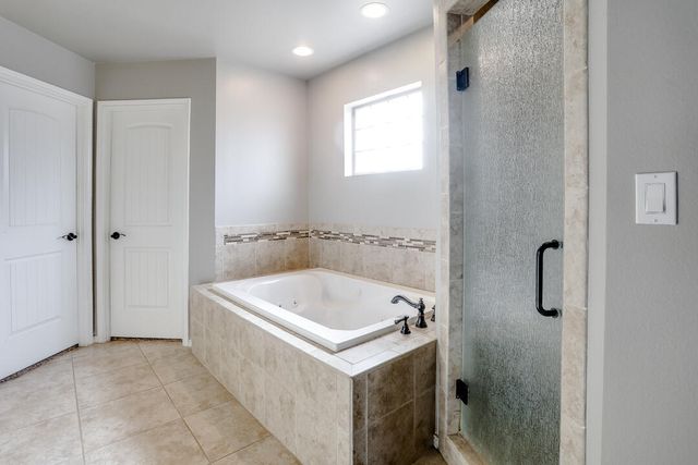 1406 N 14th Street, Wolfforth, TX 79382