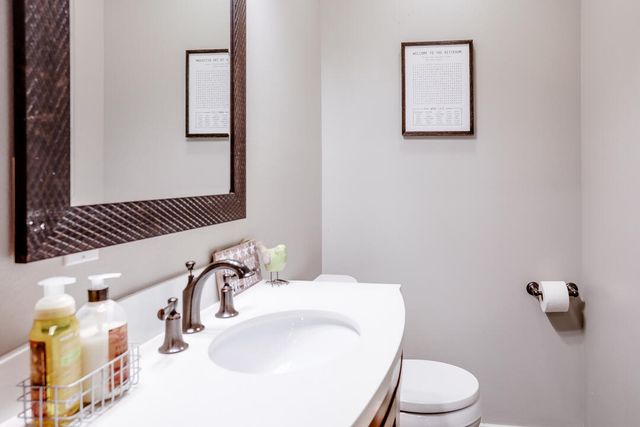 1406 N 14th Street, Wolfforth, TX 79382