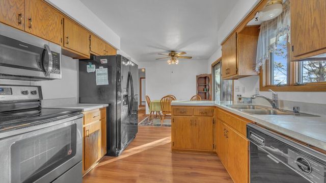 604 Robin STREET, West Bend, WI 53090