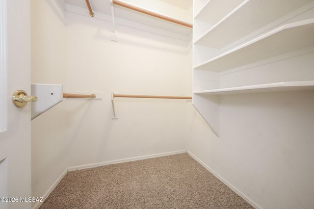 831 S Rincon Rising Road, Tucson, AZ 85748