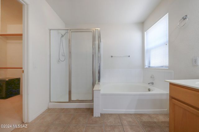 831 S Rincon Rising Road, Tucson, AZ 85748