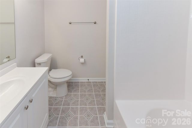 11927 Cheviott Hill Lane, Charlotte, NC 28213