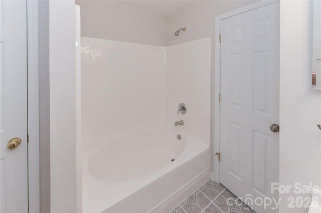 11927 Cheviott Hill Lane, Charlotte, NC 28213